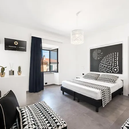 La Maison Del Corso بيت ضيافة